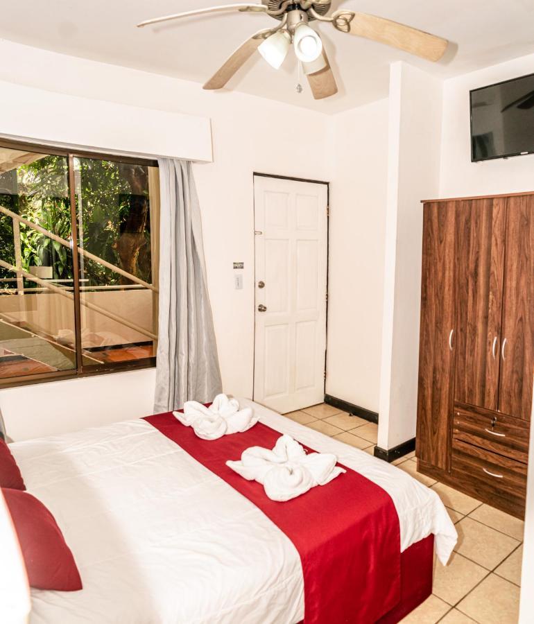 Casa Valentina - Ocean, Nature, Relax, Central Quepos Ngoại thất bức ảnh