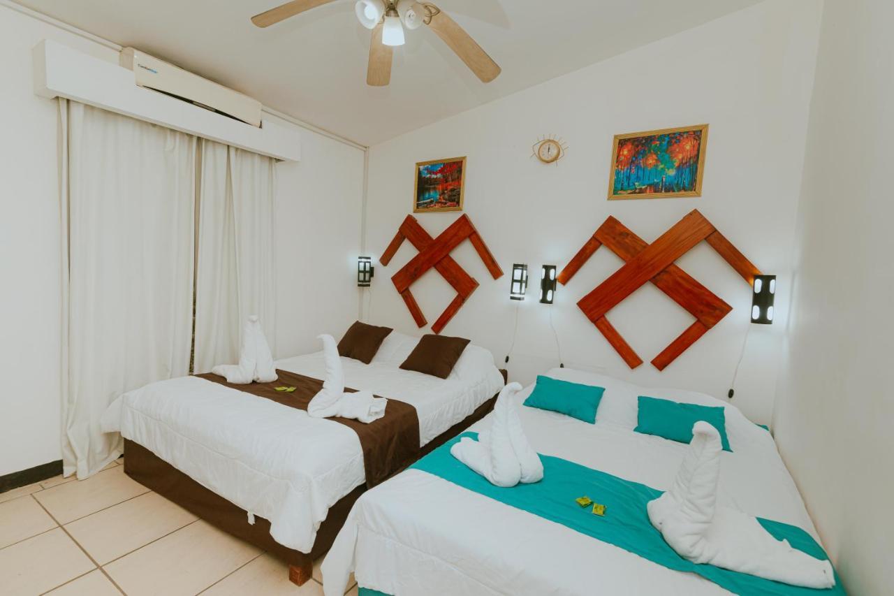 Casa Valentina - Ocean, Nature, Relax, Central Quepos Ngoại thất bức ảnh