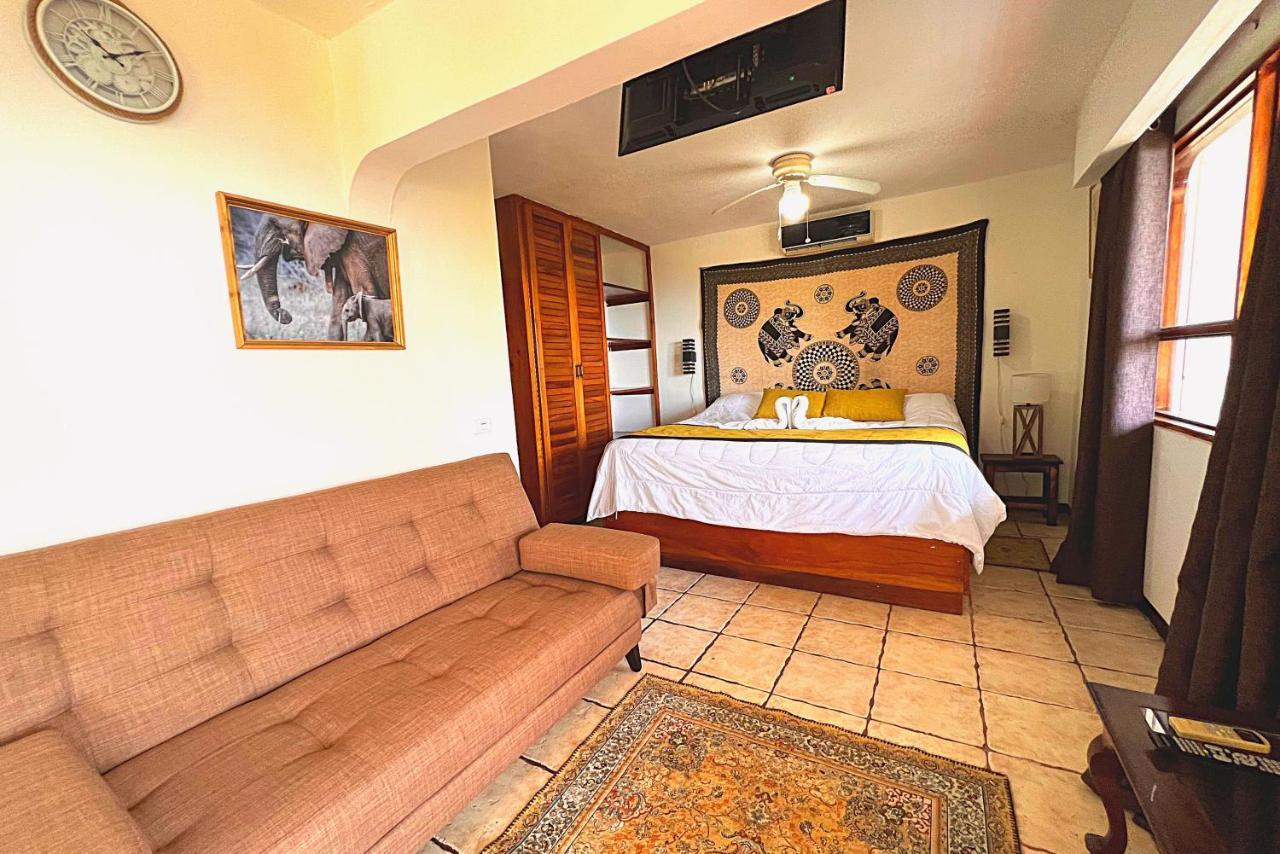 Casa Valentina - Ocean, Nature, Relax, Central Quepos Ngoại thất bức ảnh