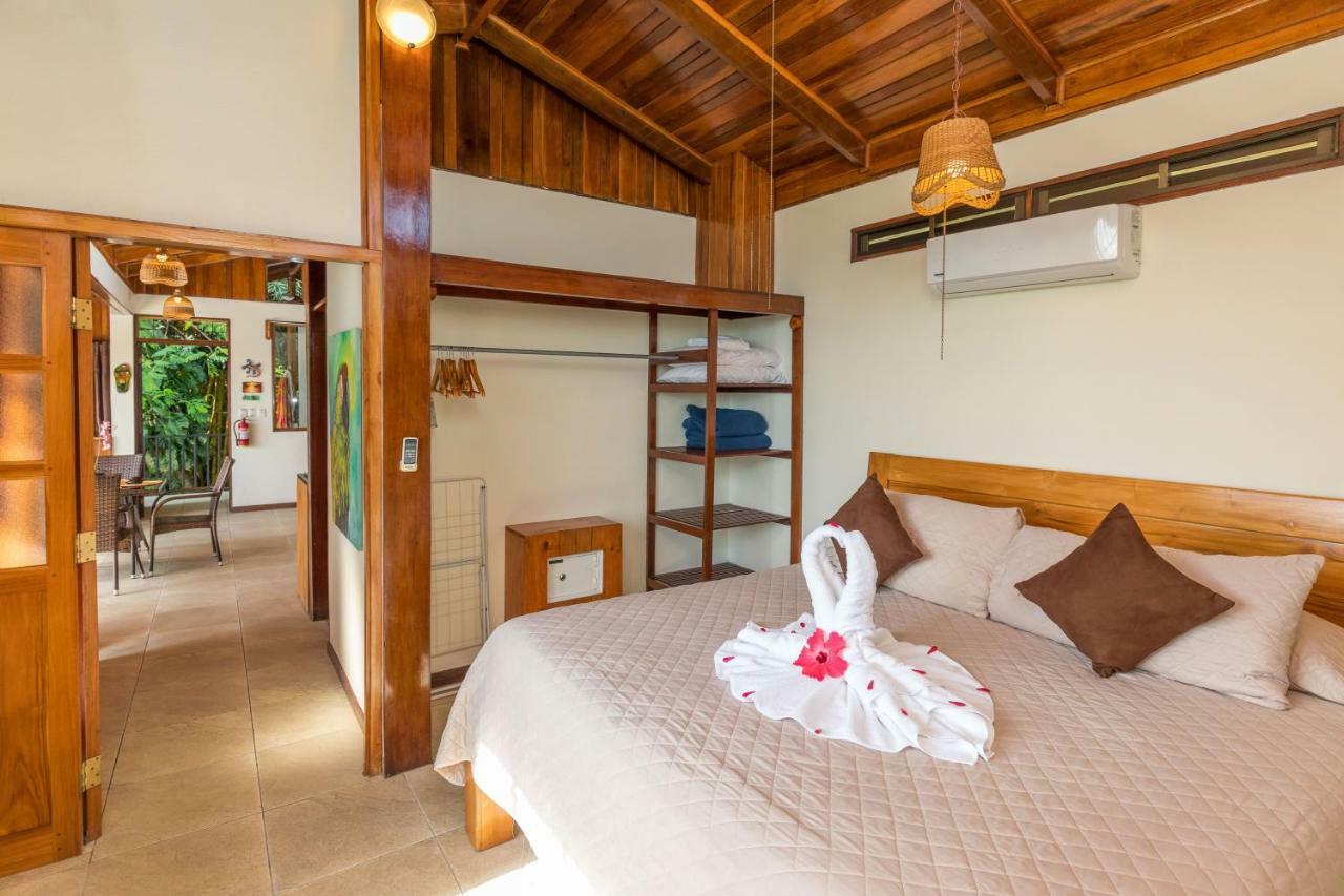Casa Valentina - Ocean, Nature, Relax, Central Quepos Ngoại thất bức ảnh
