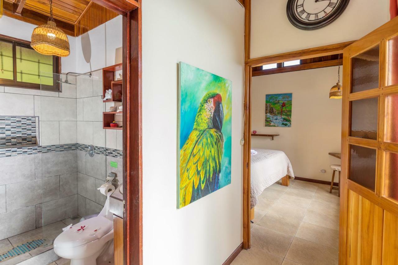 Casa Valentina - Ocean, Nature, Relax, Central Quepos Ngoại thất bức ảnh